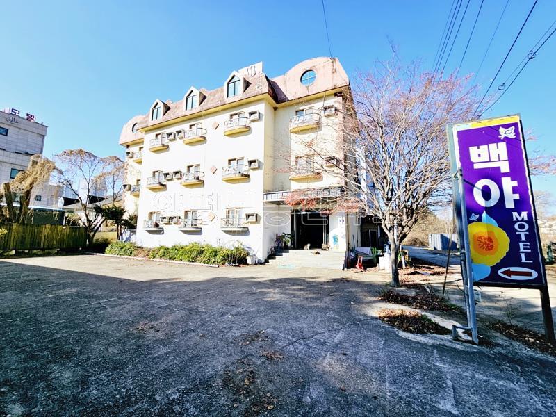 남양평IC 접근성 좋고 남한강변 산책로 및 파크골프장 인근  땅 넓은 모텔 매매_7