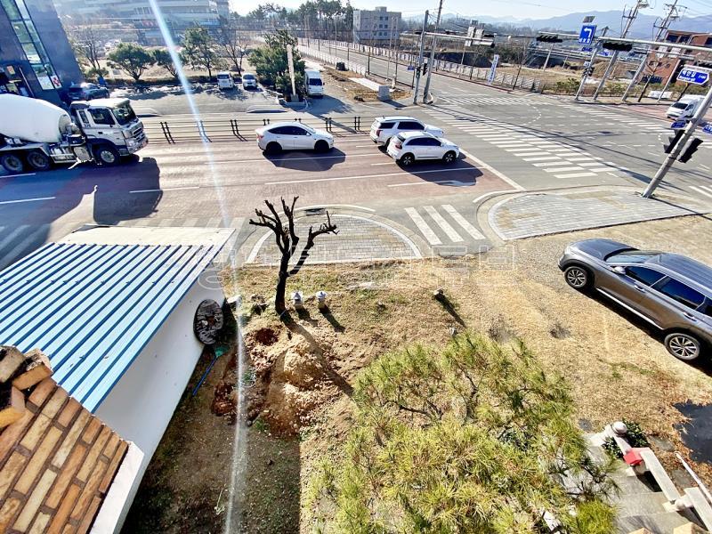 4차선 도로 옆에 있는 토지 174평 수익성 다가구 주택_8