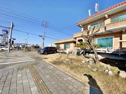 4차선 도로 옆에 있는 토지 174평 수익성 다가구 주택_썸네일_15