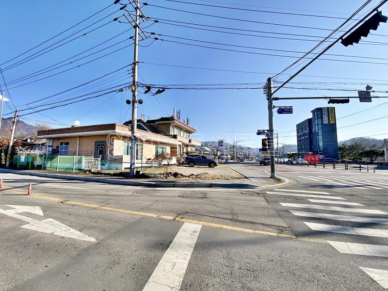 4차선 도로 옆에 있는 토지 174평 수익성 다가구 주택_23