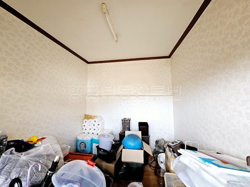 용문산 관광단지내 자연취락지구로 지정된 곳에 위치한 한옥_6