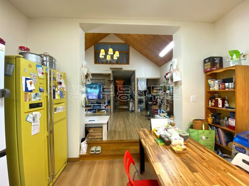 세월초등학교 근거리에 있으며, 계획관리지역 내 2억대 저렴한 전원주택_9