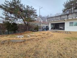 2차선 도로 접근성 좋고, 넓은 잔디 정원을 누릴 수 있으며 1.5억의 저렴한 전세_썸네일_20