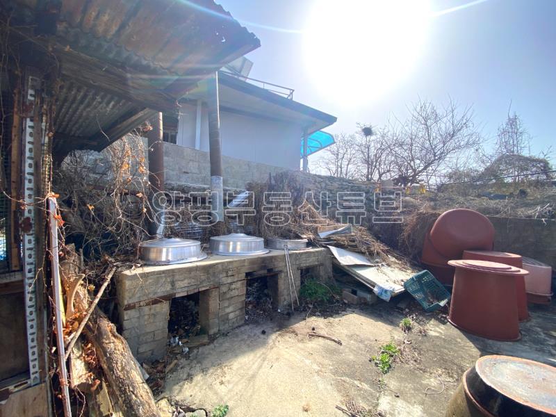 37번국도 인근의 계획관리지역 평지에 있는 투자와 거주에 적합한 저렴한 농가주택_19