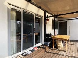 가격대비 너무 좋은 알땅 남향 주택! 깔끔한 인테리어와 독특한 인테리어로 따뜻함과 편안함을_썸네일_3