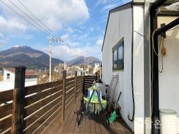 가격대비 너무 좋은 알땅 남향 주택! 깔끔한 인테리어와 독특한 인테리어로 따뜻함과 편안함을_썸네일_9