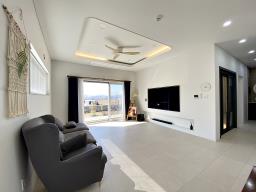 백운봉에서 흐르는 계곡과 숲의 향기를 품은 마을에 위치한 전원주택_썸네일_2