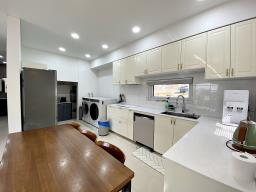 백운봉에서 흐르는 계곡과 숲의 향기를 품은 마을에 위치한 전원주택_썸네일_6