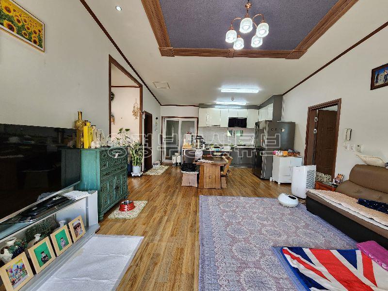 6번국도 접근성 좋으며 단월면사무소 등 편의시설 근거리에 있는 전원주택_2