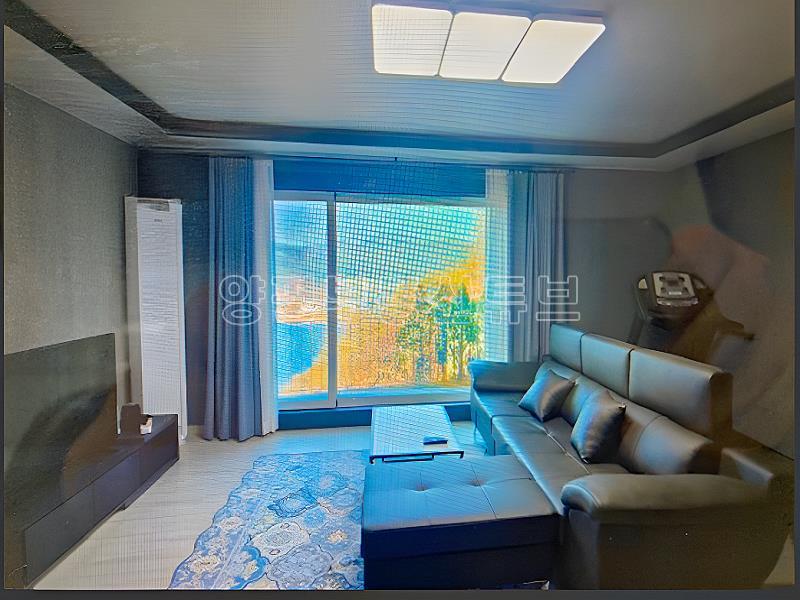 조용하고 평화로운 숲속에 자리한 저렴하고 예쁜 전원주택_3