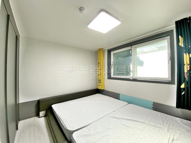 조용하고 평화로운 숲속에 자리한 저렴하고 예쁜 전원주택_7