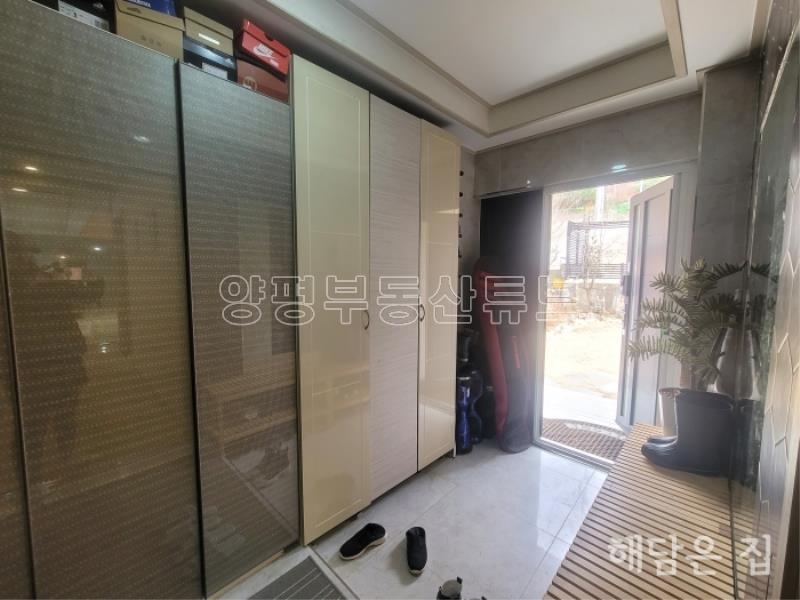 카페같이 예쁜 집! 전망 좋은 숲세권과 단열좋은 직영건축! 수영장도 있고 태양광시설까지!_3