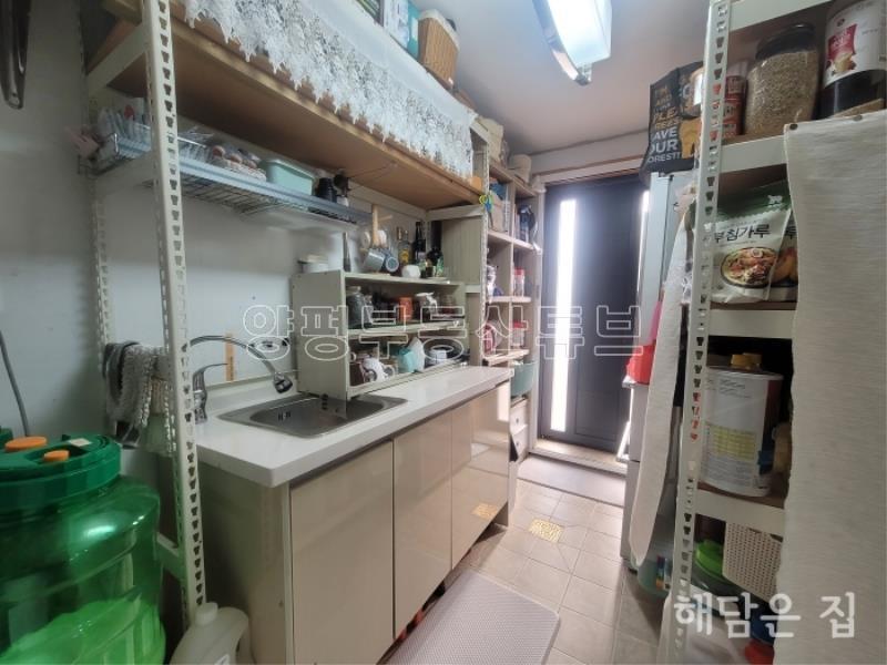 카페같이 예쁜 집! 전망 좋은 숲세권과 단열좋은 직영건축! 수영장도 있고 태양광시설까지!_8