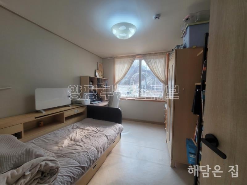 카페같이 예쁜 집! 전망 좋은 숲세권과 단열좋은 직영건축! 수영장도 있고 태양광시설까지!_10