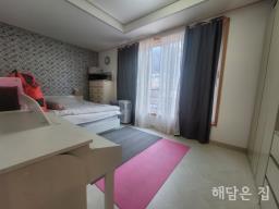 카페같이 예쁜 집! 전망 좋은 숲세권과 단열좋은 직영건축! 수영장도 있고 태양광시설까지!_썸네일_20