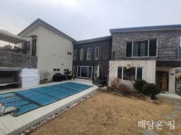 카페같이 예쁜 집! 전망 좋은 숲세권과 단열좋은 직영건축! 수영장도 있고 태양광시설까지!_썸네일_21