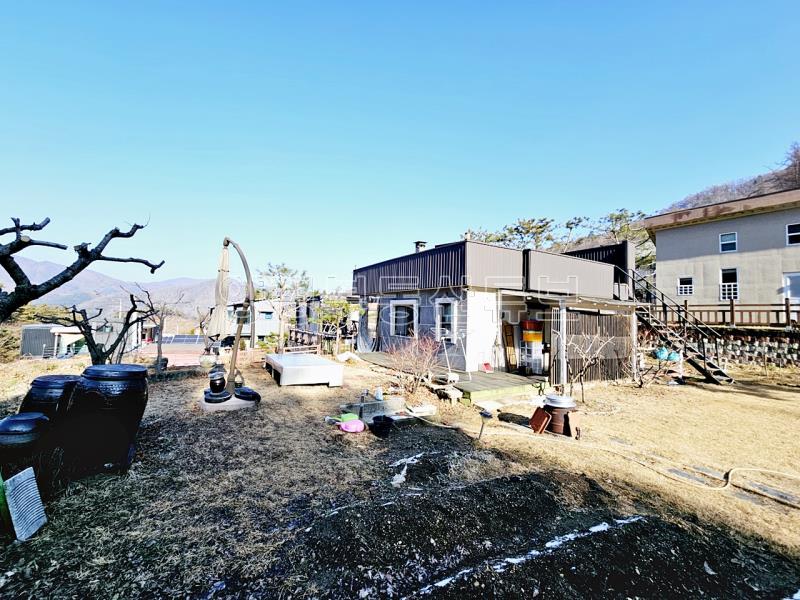 국유지 숲으로 둘러쌓인 아늑한 곳에 황토방 있는 넓은 토지의 단층 전원주택_19