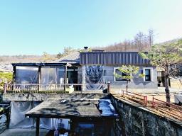 국유지 숲으로 둘러쌓인 아늑한 곳에 황토방 있는 넓은 토지의 단층 전원주택_썸네일_24