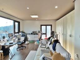 남한강조망되는 철근콘크리트 건축주택! 단지형에 지열보일러로 단열효과 끝내주며 강상면생활권_썸네일_4