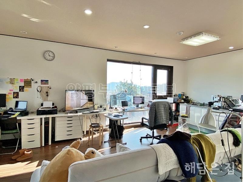 남한강조망되는 철근콘크리트 건축주택! 단지형에 지열보일러로 단열효과 끝내주며 강상면생활권_5