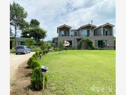 중원천이 뒤쪽에 흐르며 넓고 산세권이 펼쳐진 단지 내 주택_썸네일_20