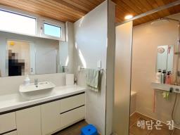 양평시내 가까운 네모반듯한 토지의 남향 주택!파고라 주차에 규조토시공으로 습기 걱정 NO!_썸네일_1