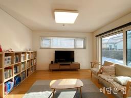 양평시내 가까운 네모반듯한 토지의 남향 주택!파고라 주차에 규조토시공으로 습기 걱정 NO!_썸네일_6