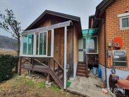 강상초등학교 인근 동향 철.콘 전원주택,깔끔한 정원에 독립적인 평탄지_썸네일_3