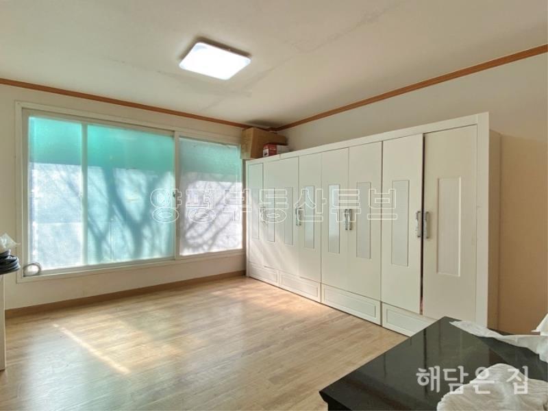 가성비 좋은 3억대로 값싼 약 240평 부지의 남향 주택!소나무가 경계수로 프라이빗함 업!_11