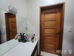 넓은 부지의 남향 철근콘크리트 주택! 갖가지 과실수가 정원에 식재한, 고급 단지 주택!?_썸네일_8