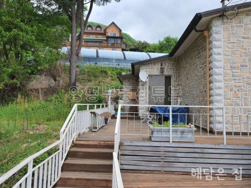 시원한 열린 조망 가진 넉넉한 면적의 단층주택_5