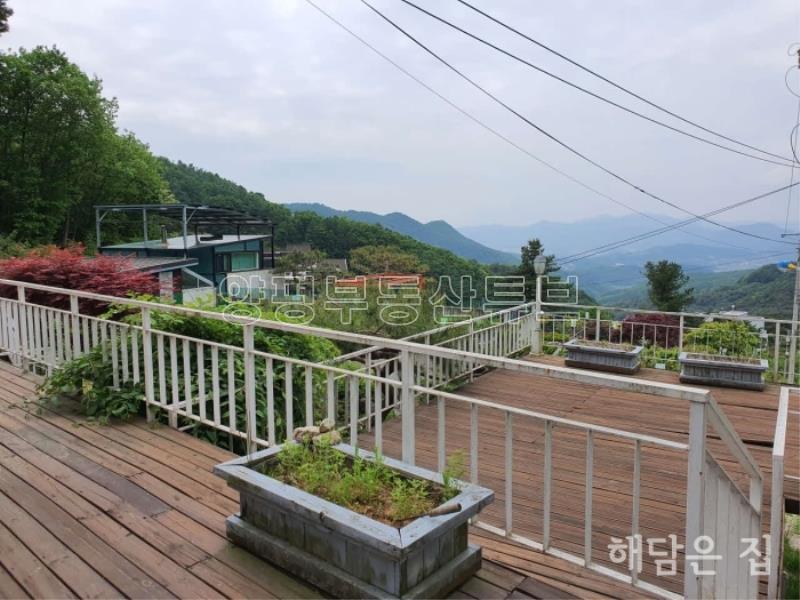 시원한 열린 조망 가진 넉넉한 면적의 단층주택_8