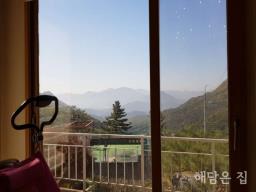 시원한 열린 조망 가진 넉넉한 면적의 단층주택_썸네일_16