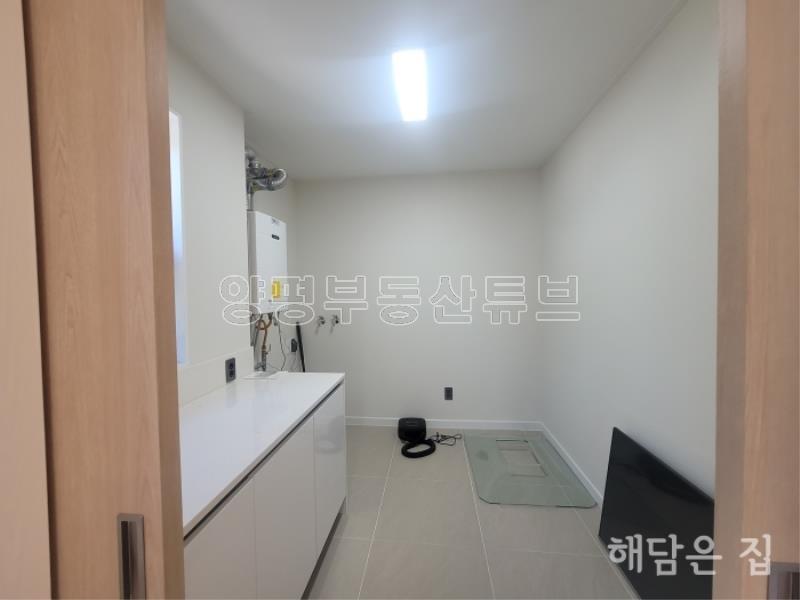 매매,전세 동시 진행중! 계곡이 도보거리에 있는 숲세권 독립적 남향 철근콘크리트 신축 주택_8