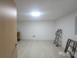 매매,전세 동시 진행중! 계곡이 도보거리에 있는 숲세권 독립적 남향 철근콘크리트 신축 주택_썸네일_18