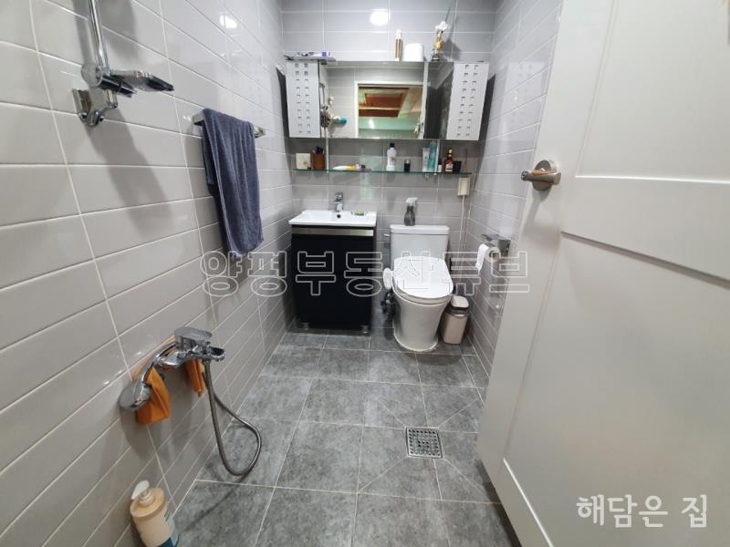 옥천면 신복리에 위치한 숲세권 개울이 있는 예쁜 마을 속 전원주택_6