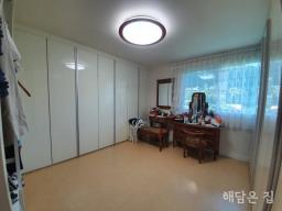 옥천면 신복리에 위치한 숲세권 개울이 있는 예쁜 마을 속 전원주택_썸네일_7