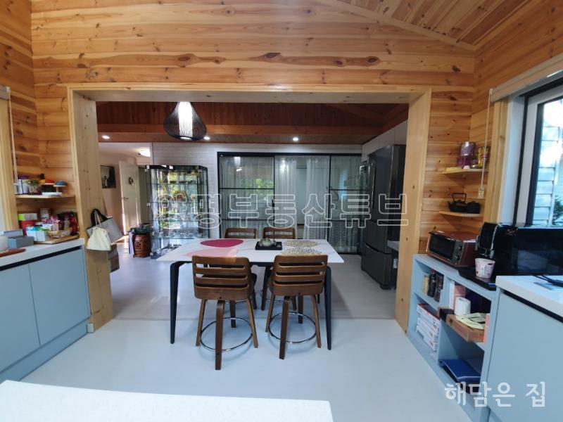 옥천면 신복리에 위치한 숲세권 개울이 있는 예쁜 마을 속 전원주택_10