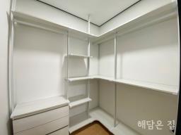 2층 시원하게 강조망되는 신축 주택! 잘 관리된 잔디마당과 교행가능한 단지 내 도로!_썸네일_15