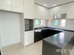 옥천면생활권 도보 이용가능한 철근콘크리트 신축 주택! 남향,동향으로 조망이랑 채광 굿!_썸네일_10