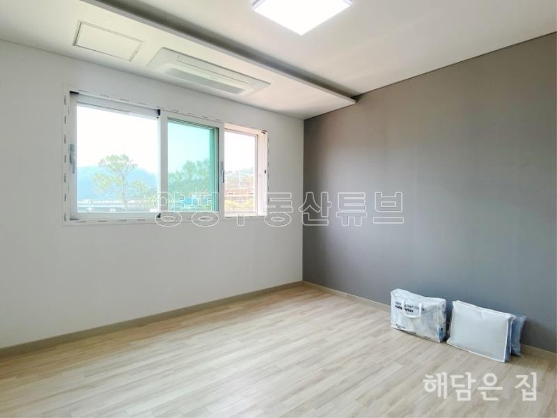 옥천면생활권 도보 이용가능한 철근콘크리트 신축 주택! 남향,동향으로 조망이랑 채광 굿!_13