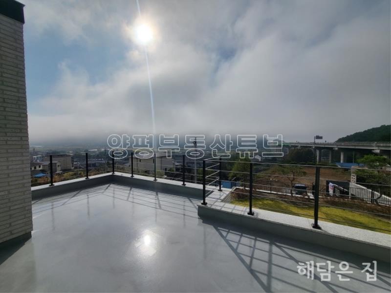 옥천면생활권 도보 이용가능한 철근콘크리트 신축 주택! 남향,동향으로 조망이랑 채광 굿!_19