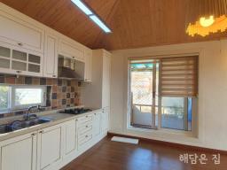 동일한 디자인의 건축으로 조성된 전원단지내 단층주택_썸네일_10