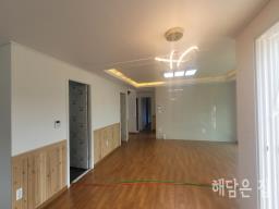 넓은 부지의 남향 신축 전원주택!_썸네일_8