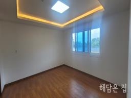 넓은 부지의 남향 신축 전원주택!_썸네일_13