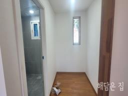 넓은 부지의 남향 신축 전원주택!_썸네일_14