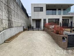 남한강조망되는 동향 철근콘크리트 진입좋은 단지형 주택!_썸네일_6