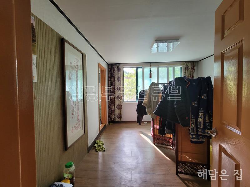 용문산로 초입의 상가와 커피숖 할 수있는 주택과 제조시설 허가난 용문면 덕촌리의 전원주택_5