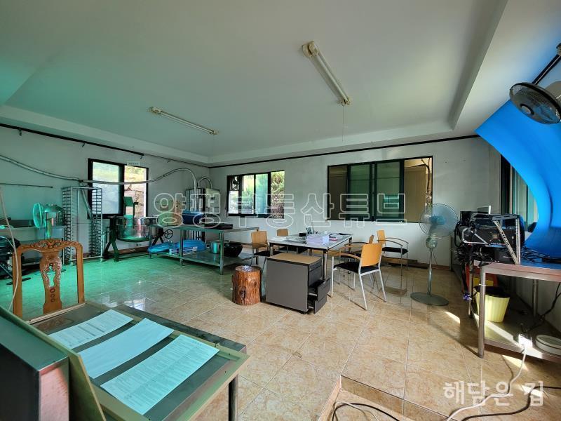 용문산로 초입의 상가와 커피숖 할 수있는 주택과 제조시설 허가난 용문면 덕촌리의 전원주택_10