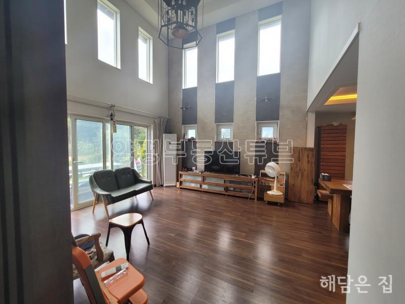 용문천이 앞에 흐르는 배산임수의 용문 덕촌리의 전원주택_3